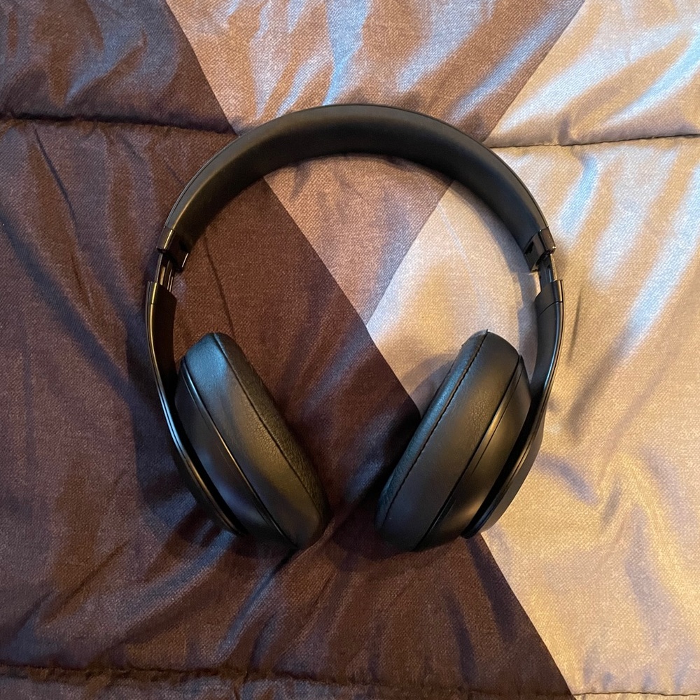 Beats studios wireless BLACK - Picture 3 of 5